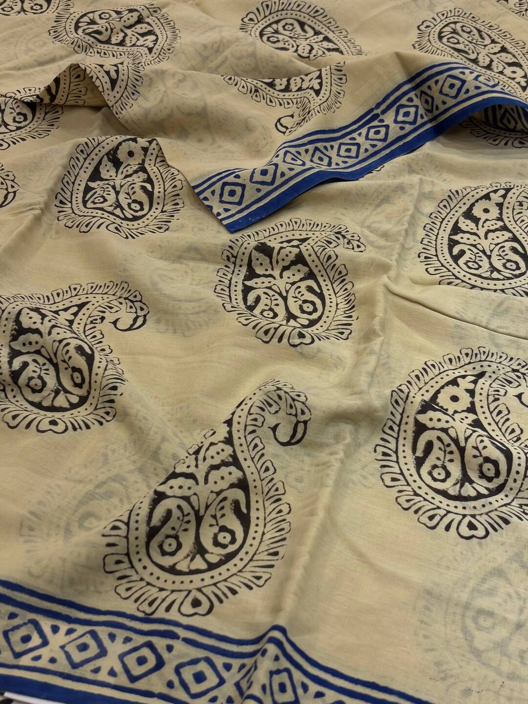 Off White Printed Soft Cotton Saree