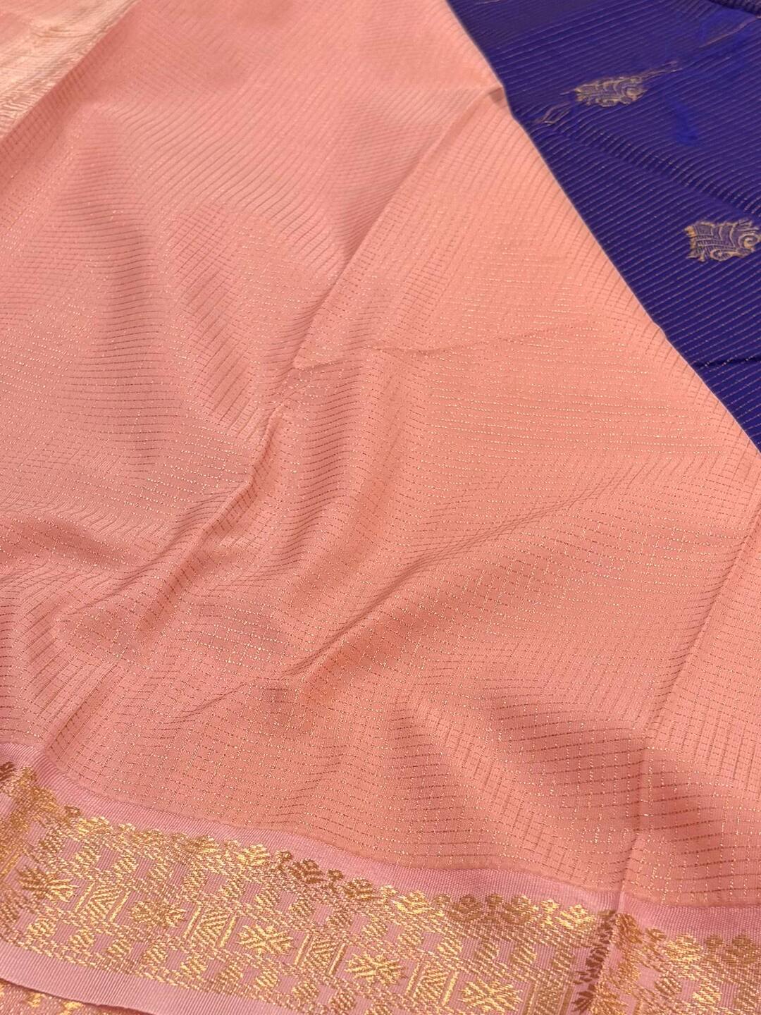 Navy Blue Checked Semi Kanchi Silk Saree