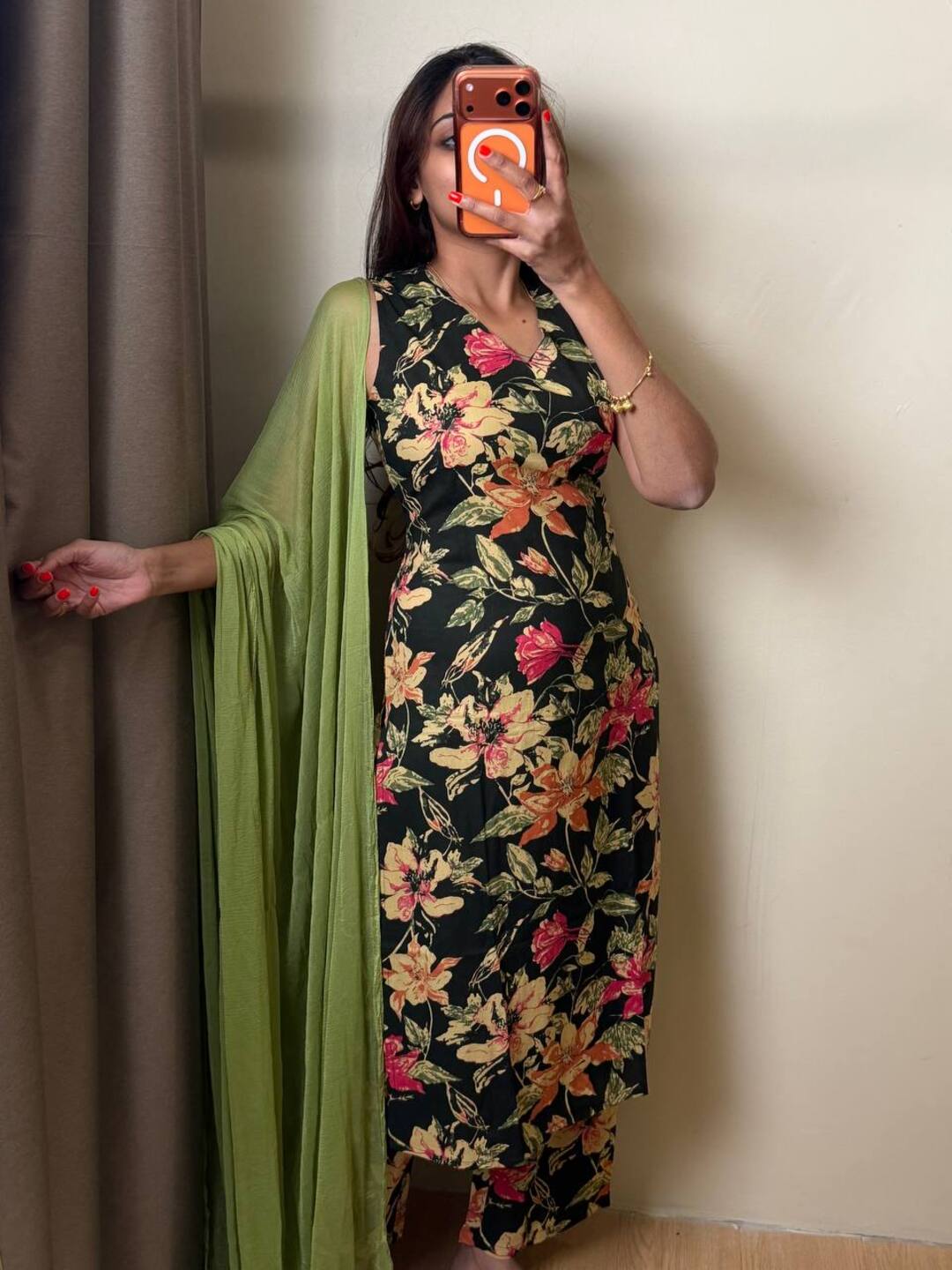Black Floral Sleeveless Straight Cut 3pc kurti Suit