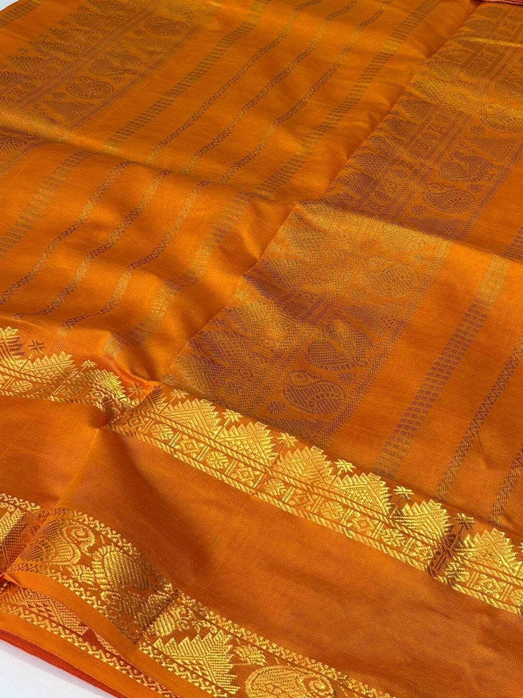 Maroon Cotton Saree With Contrast Blouse