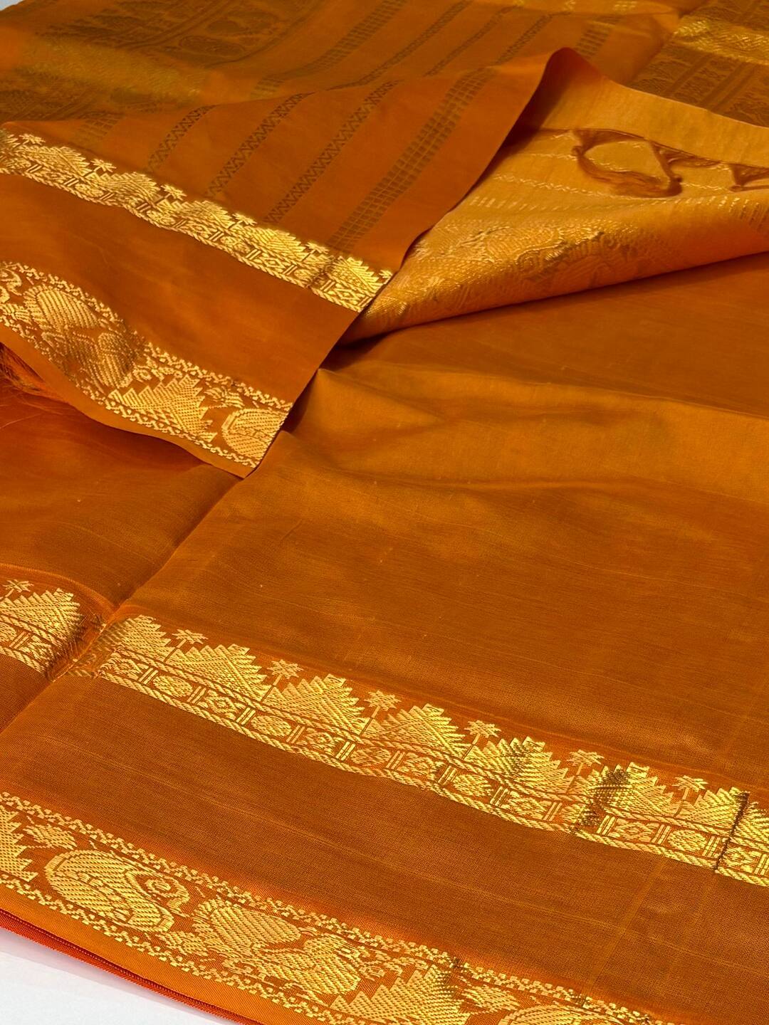 Maroon Cotton Saree With Contrast Blouse