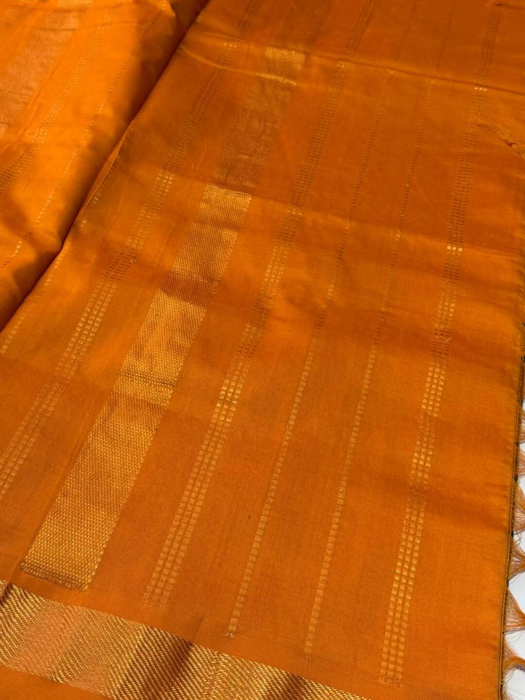 Emerald Green Cotton Saree With Contrast Blouse