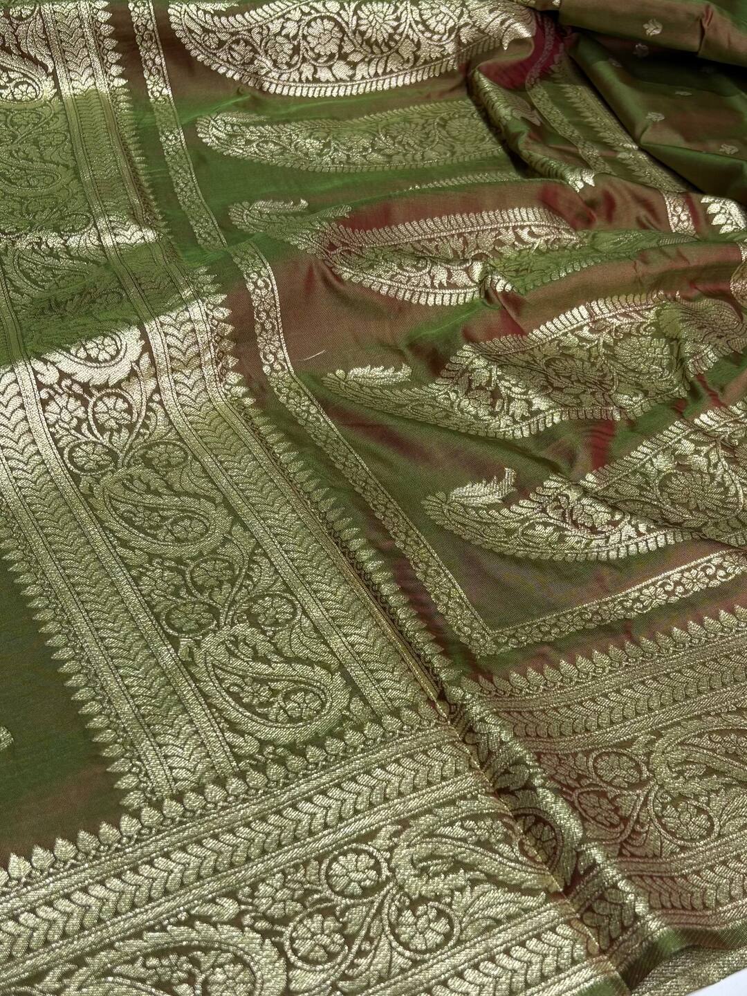 Dual Tone Green Cotton Silk Saree