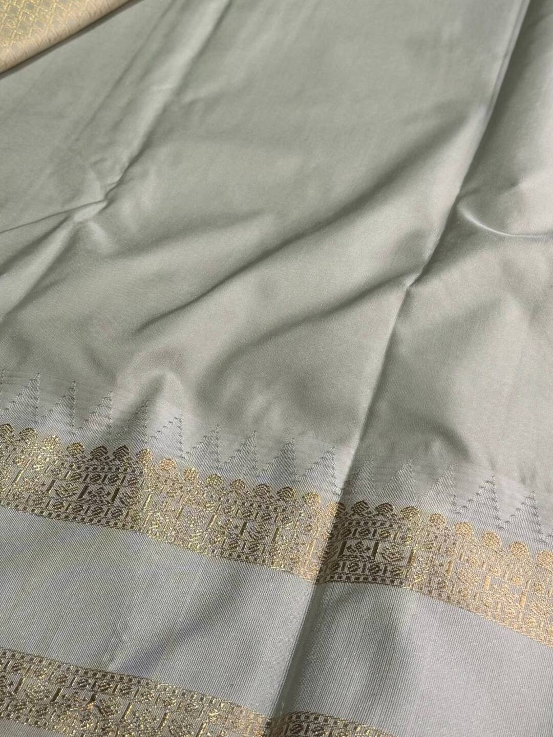 Dual Tone Brown Semi Kanchi Silk Saree