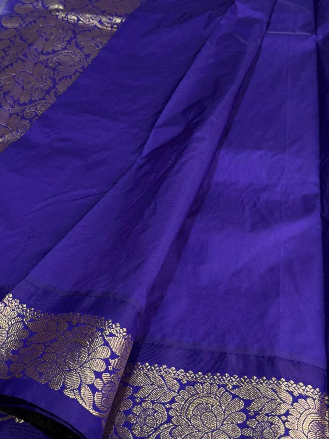 White Semi Kanchi Silk Saree