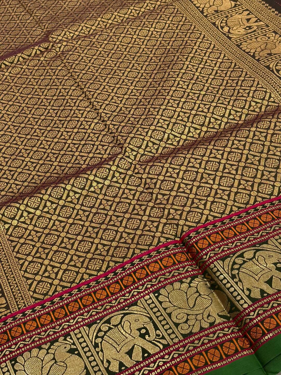 Dual Tone Green Cotton Silk Saree