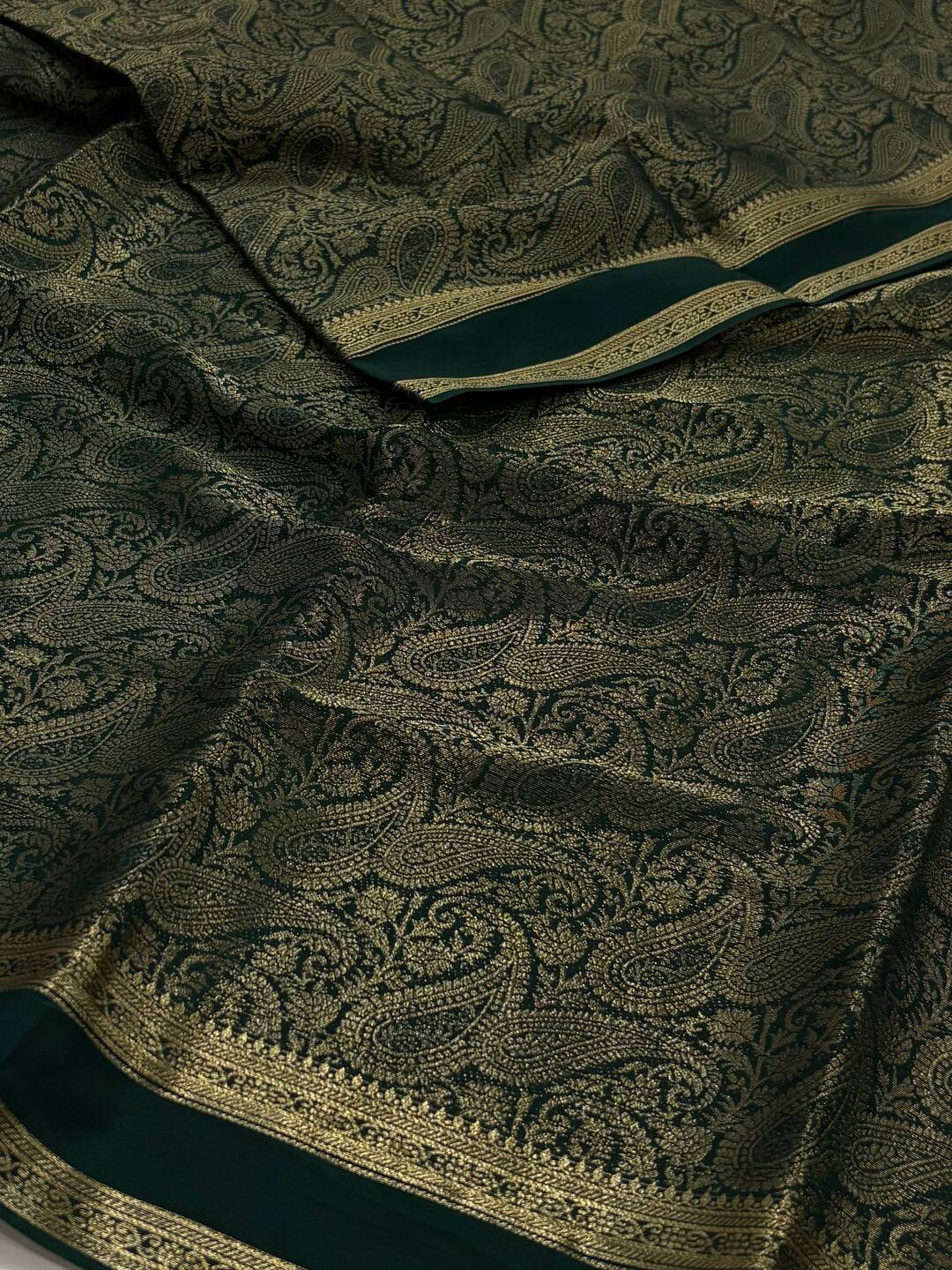Emerald Green Chiffon Silk Saree