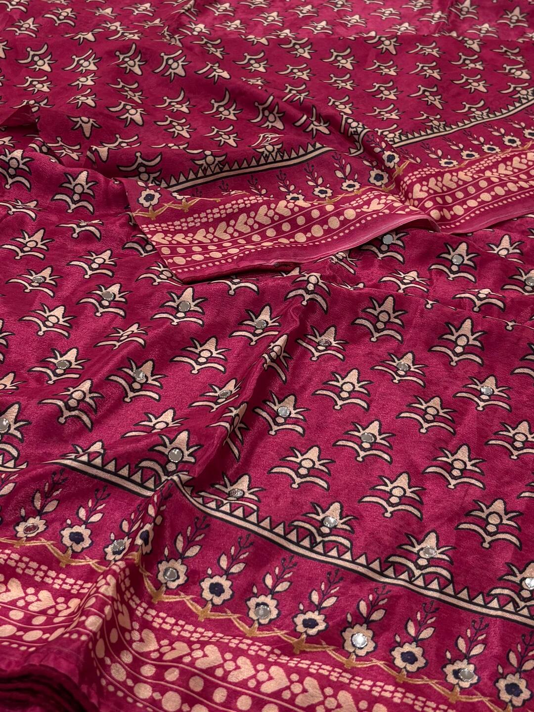 Dark Pink Chiffon Saree