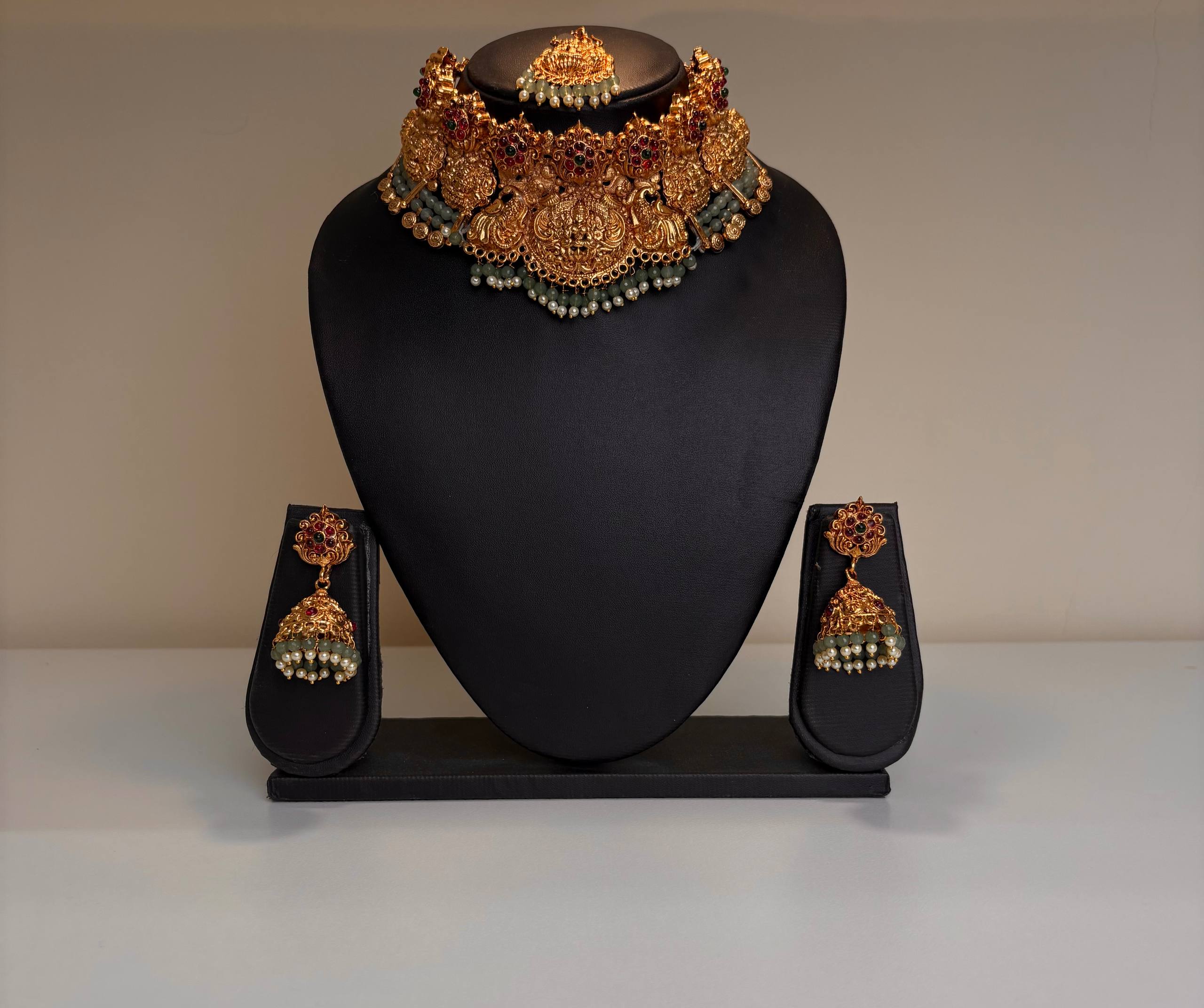 Necklace with Earrings Antique Jewellery