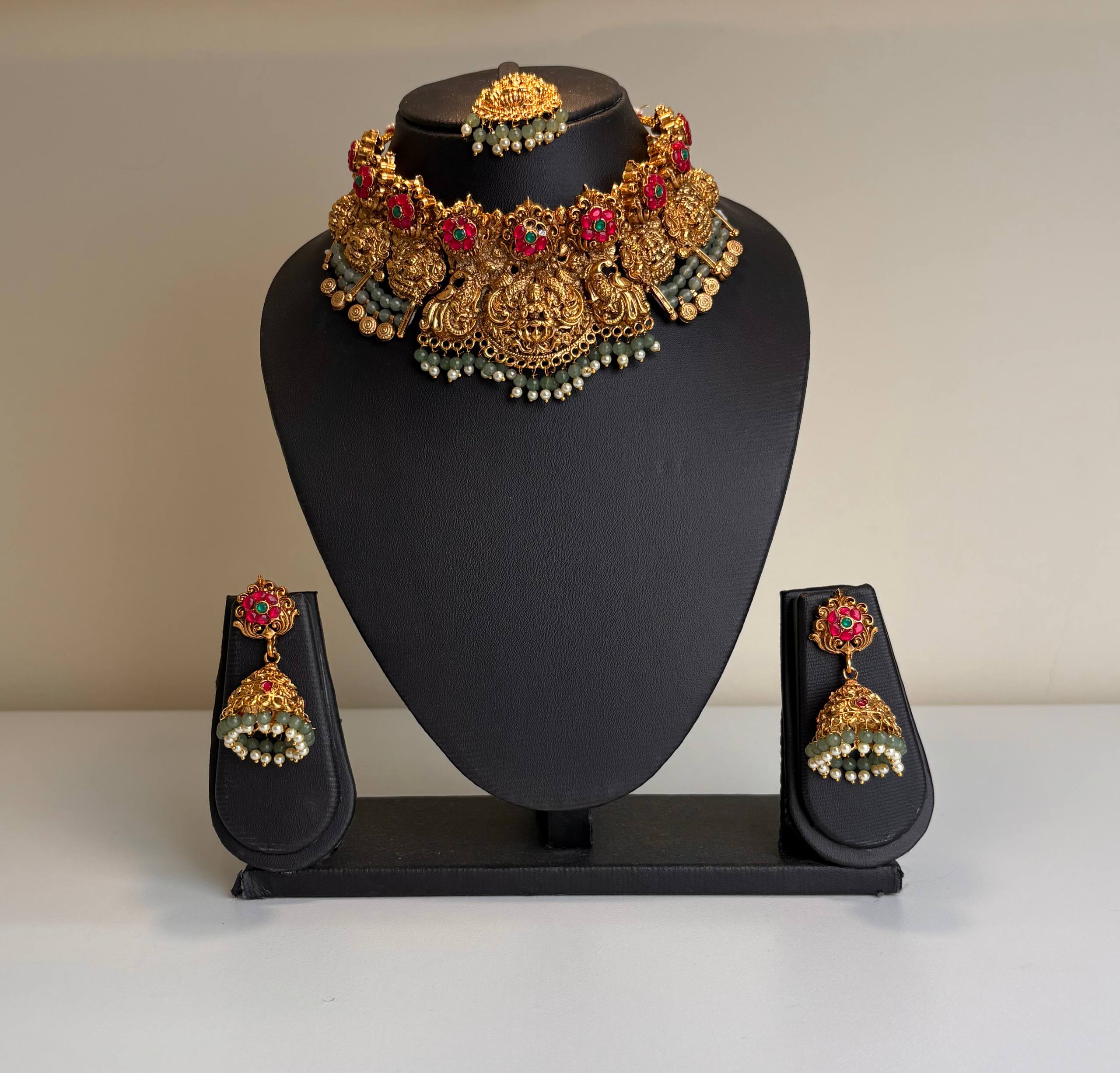 Necklace with Earrings Antique Jewellery