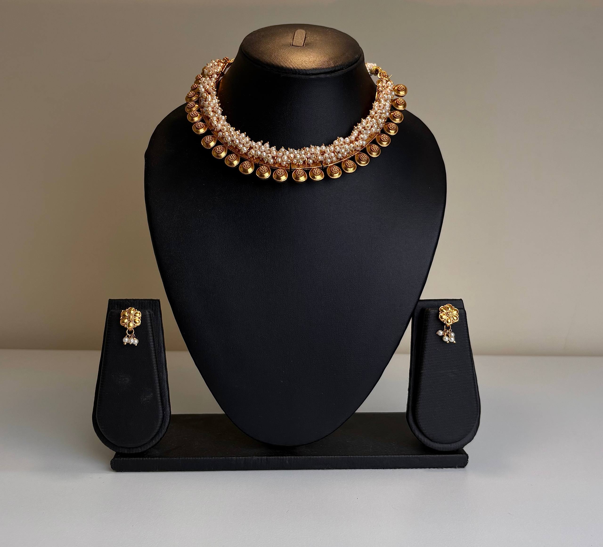 Necklace with Earrings Antique Jewellery