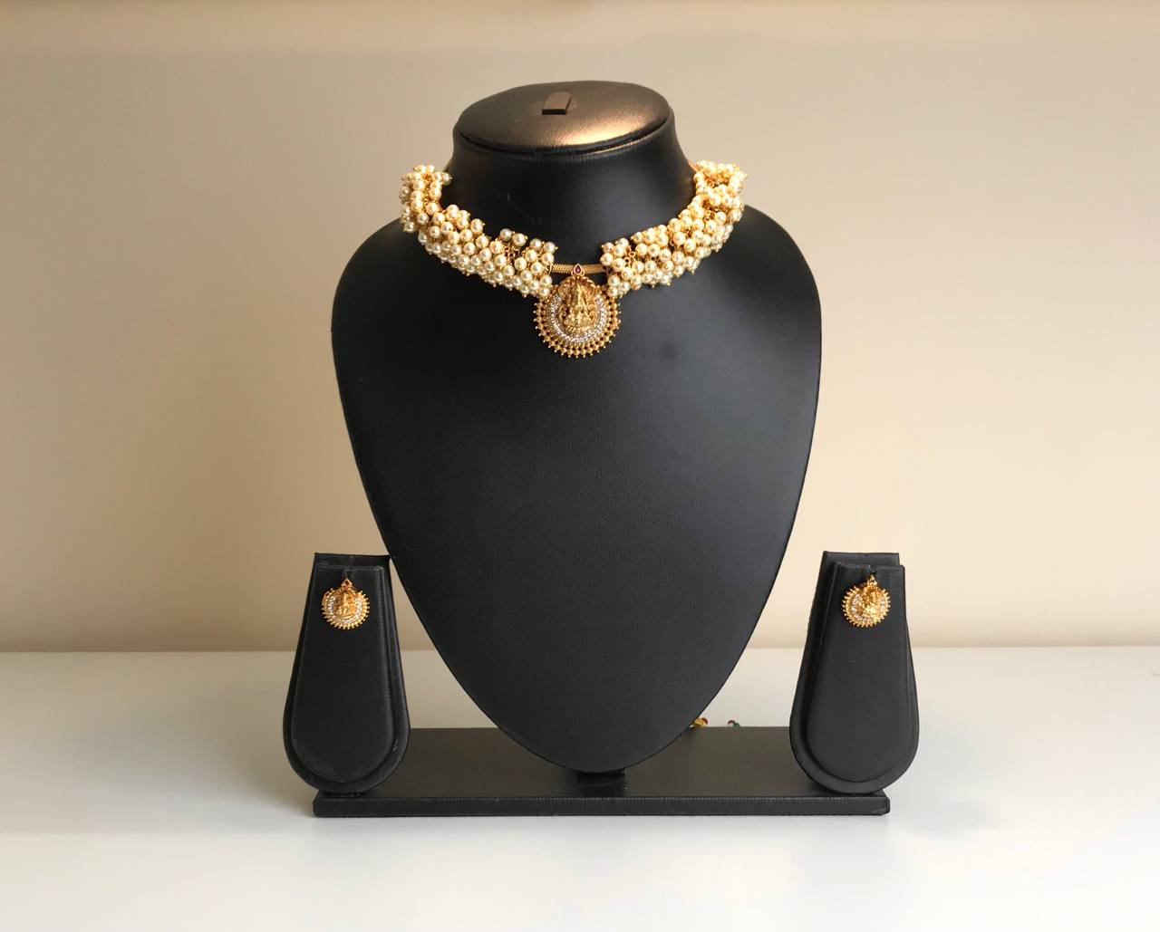 Necklace with Earrings Antique Jewellery
