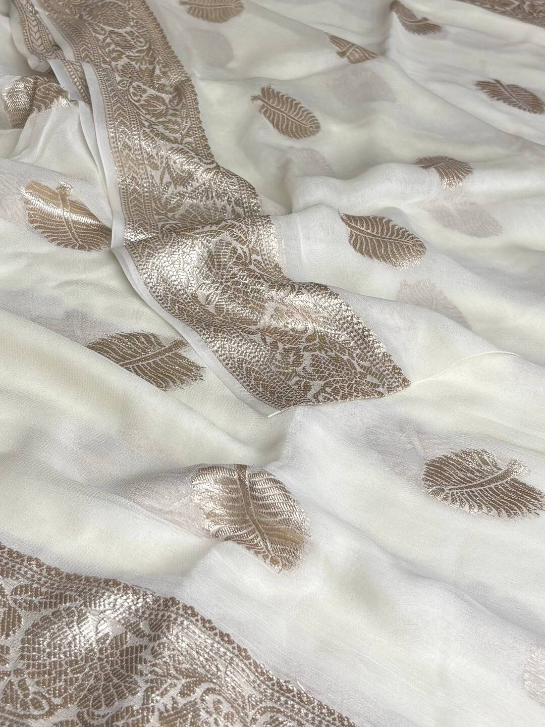White Floral Chiffon Silk Saree