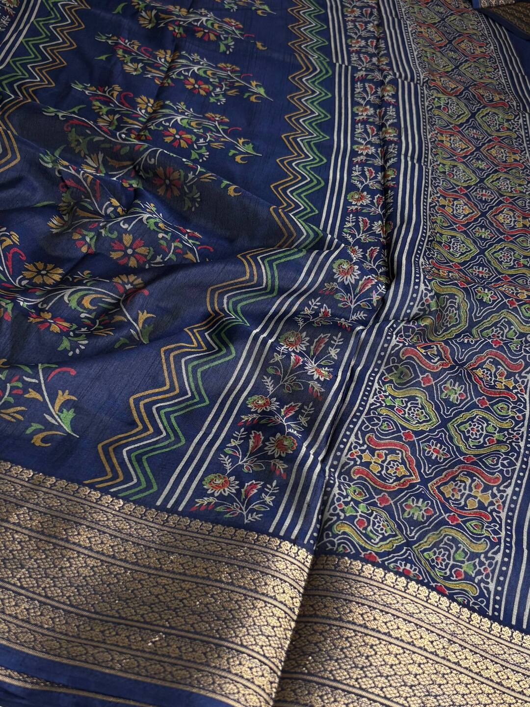 Navy Blue Printed Floral Chiffon Silk Saree