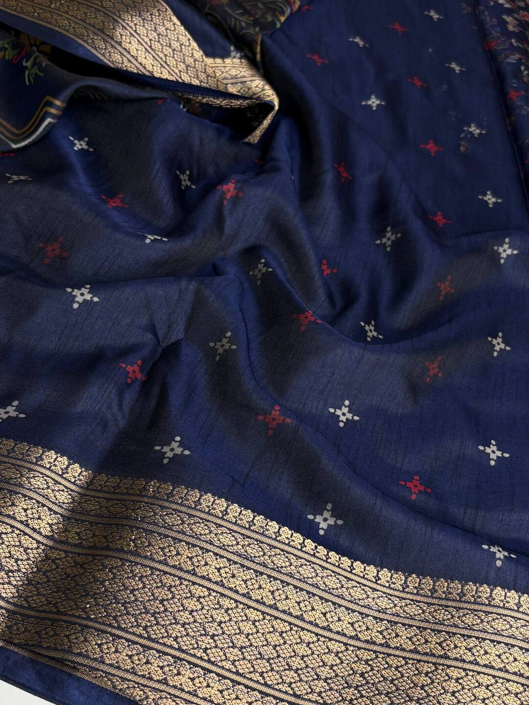 Navy Blue Printed Floral Chiffon Silk Saree
