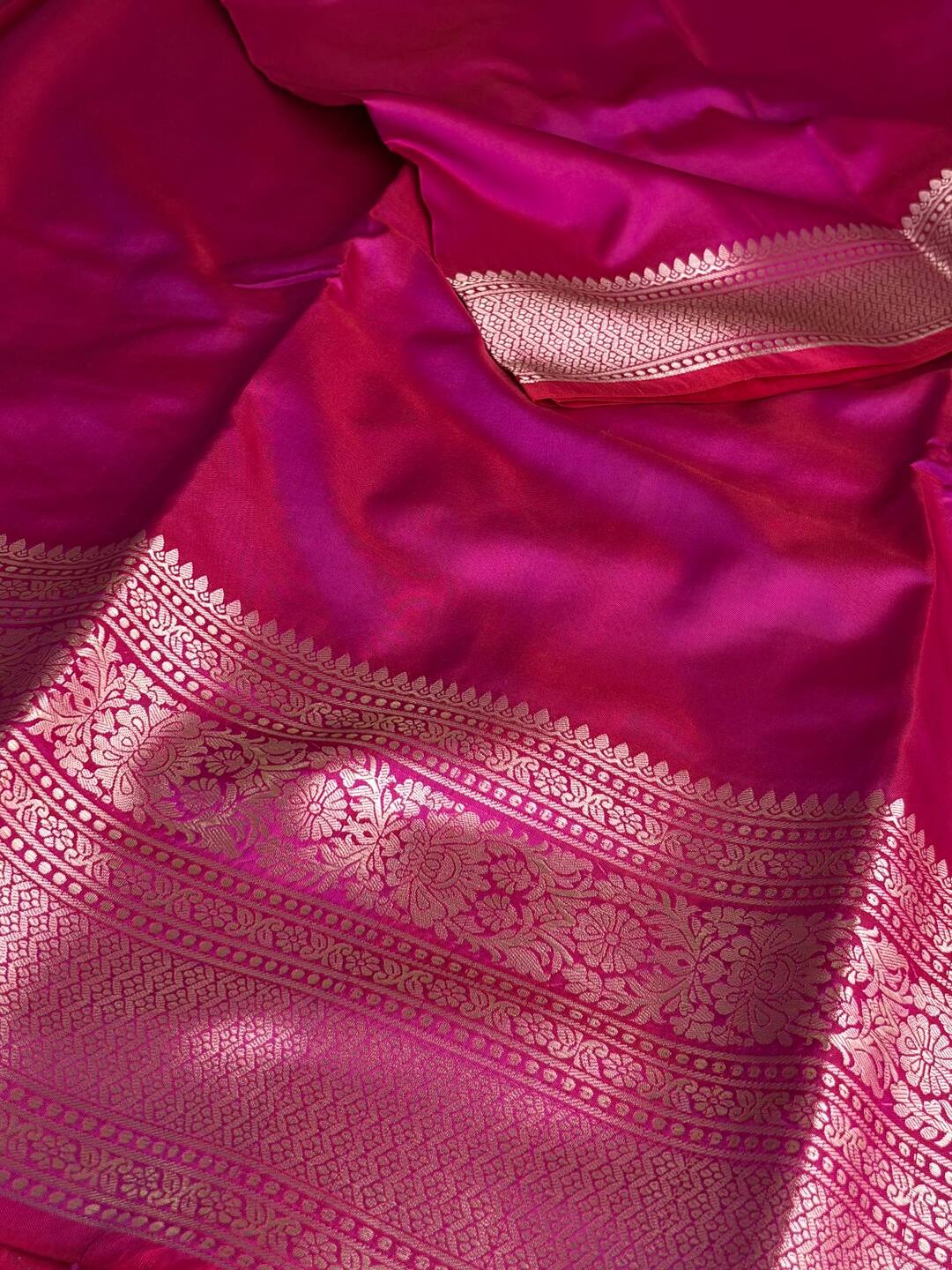 Magenta Pink With Copper Border Banaras Cotton Silk Saree