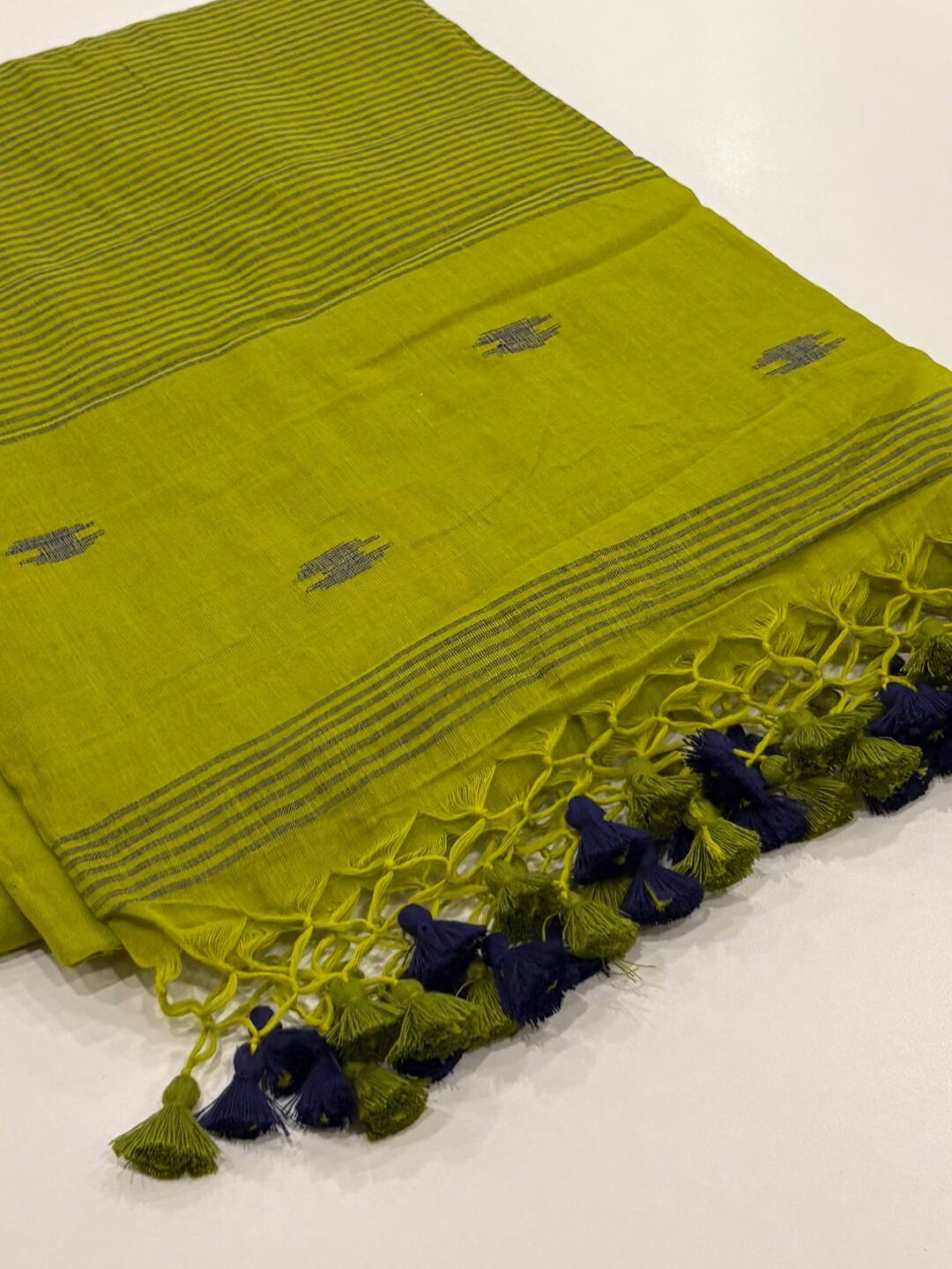 Apple Green Kadhi Cotton Saree