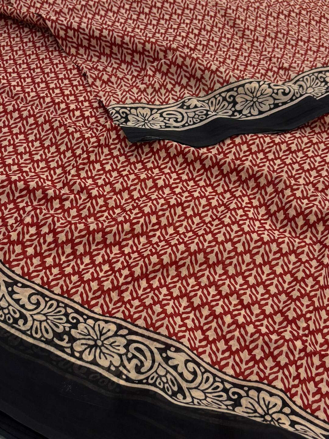 Red Printed Soft Cotton Saree