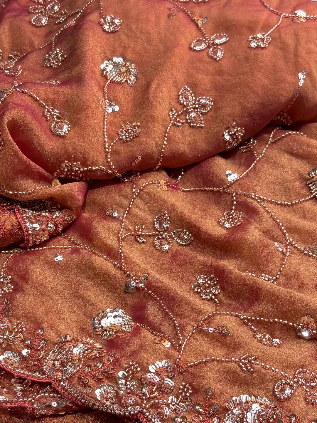 Dual Tone Pink Georgette Saree