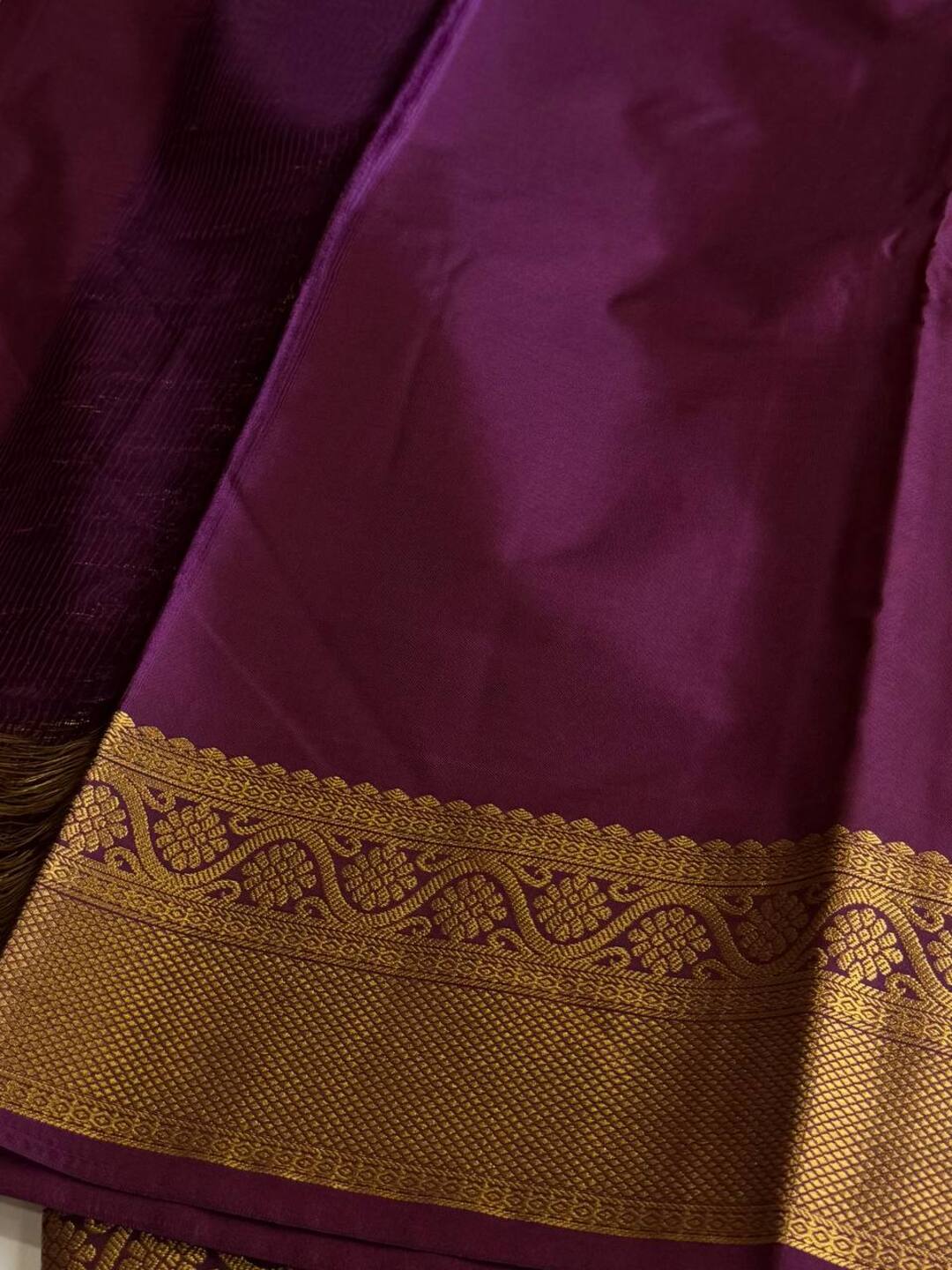Dual Tone Green Cotton Silk Saree