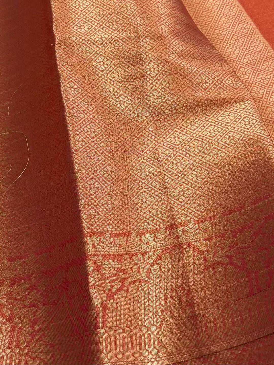 Dual Tone Pink Banaras Tissue Silk Saree