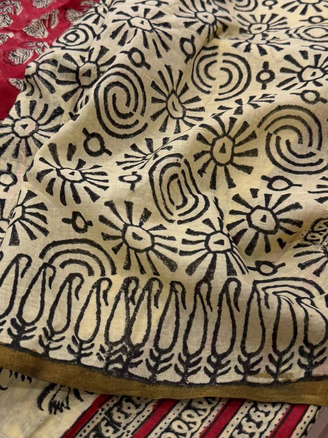 Red Printed Soft Cotton Saree