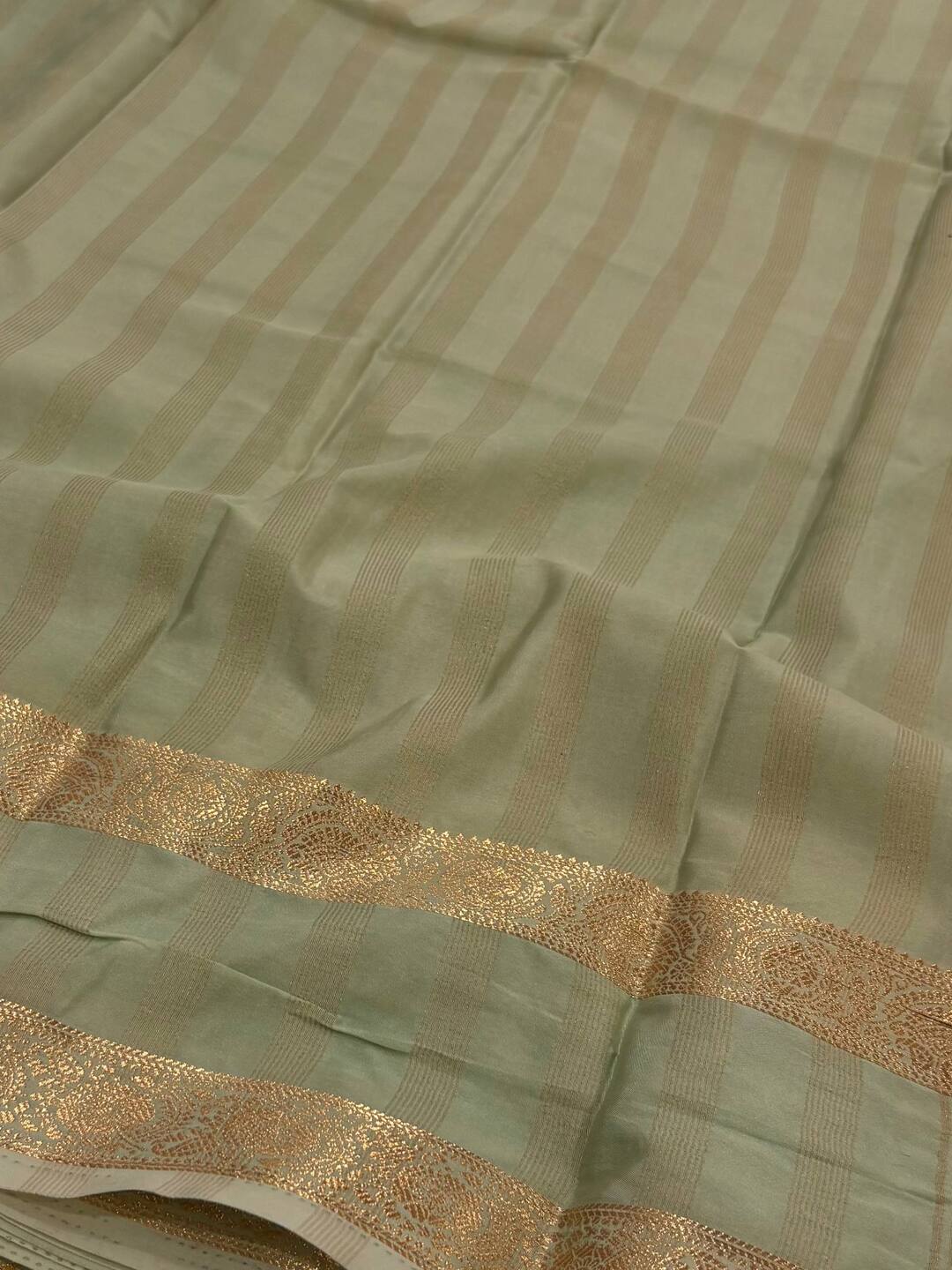 Wine Purple Checked Chiffon Saree