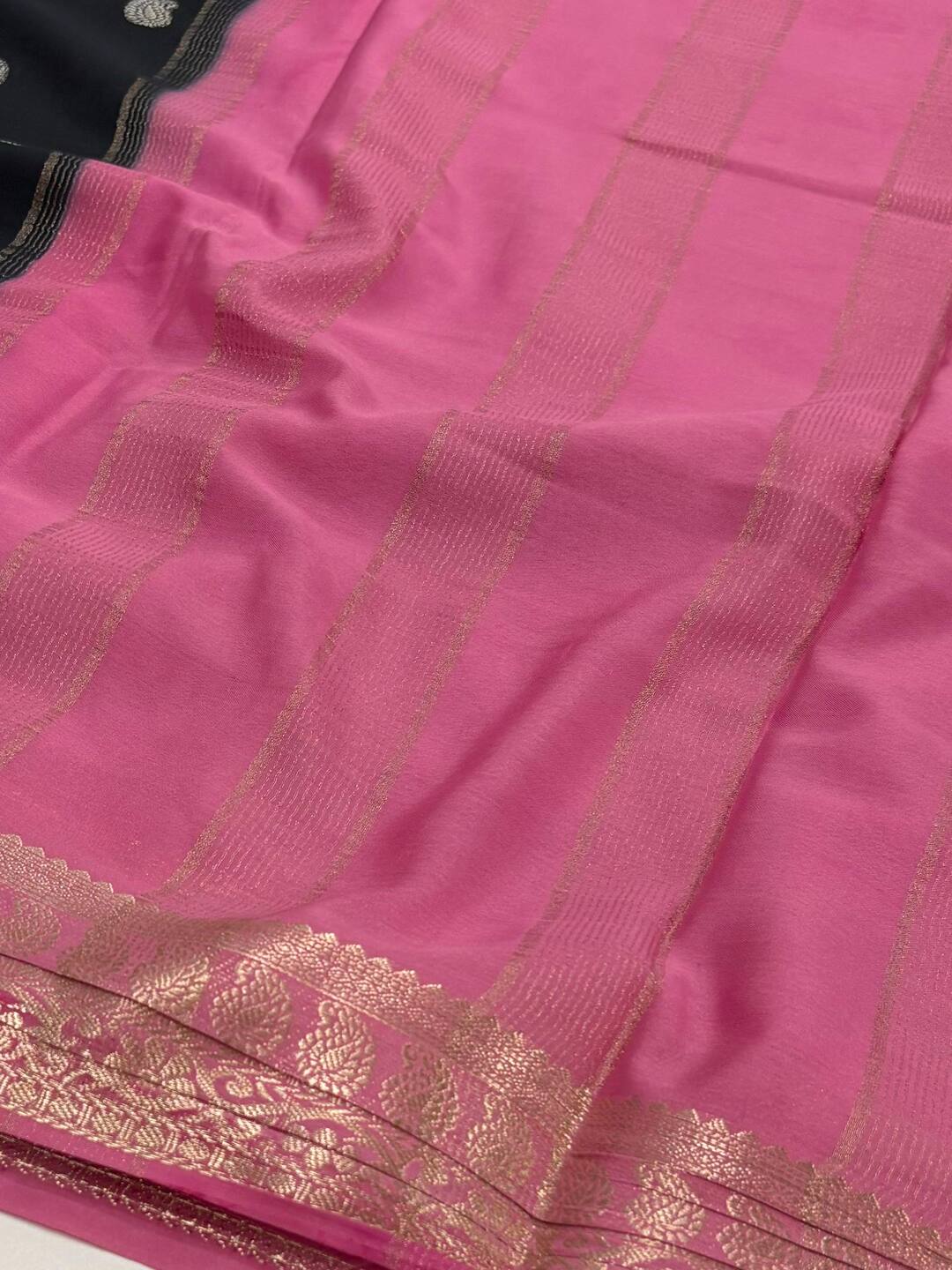Emerald Green Chiffon Silk Saree