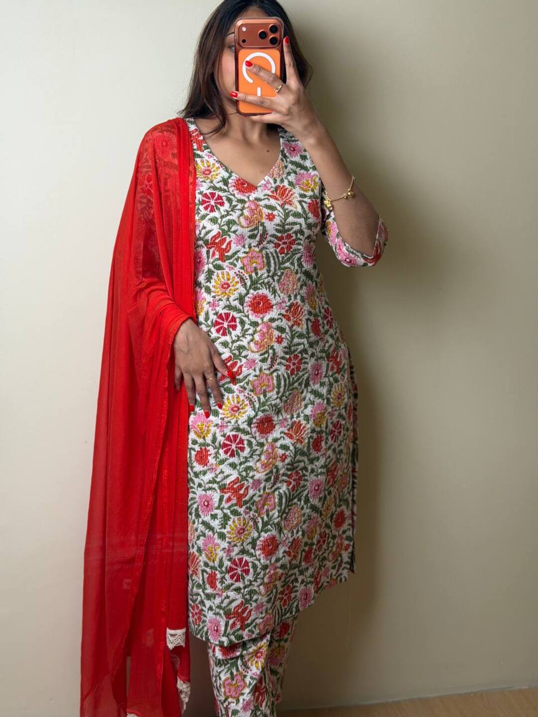 Red Floral Straight Cut 3pc kurti Suit