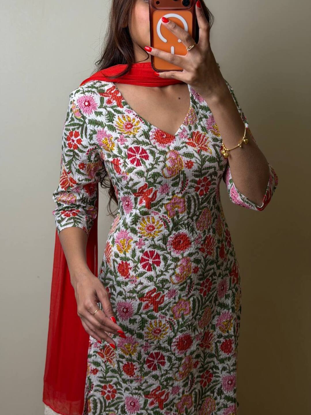 Red Floral Straight Cut 3pc kurti Suit
