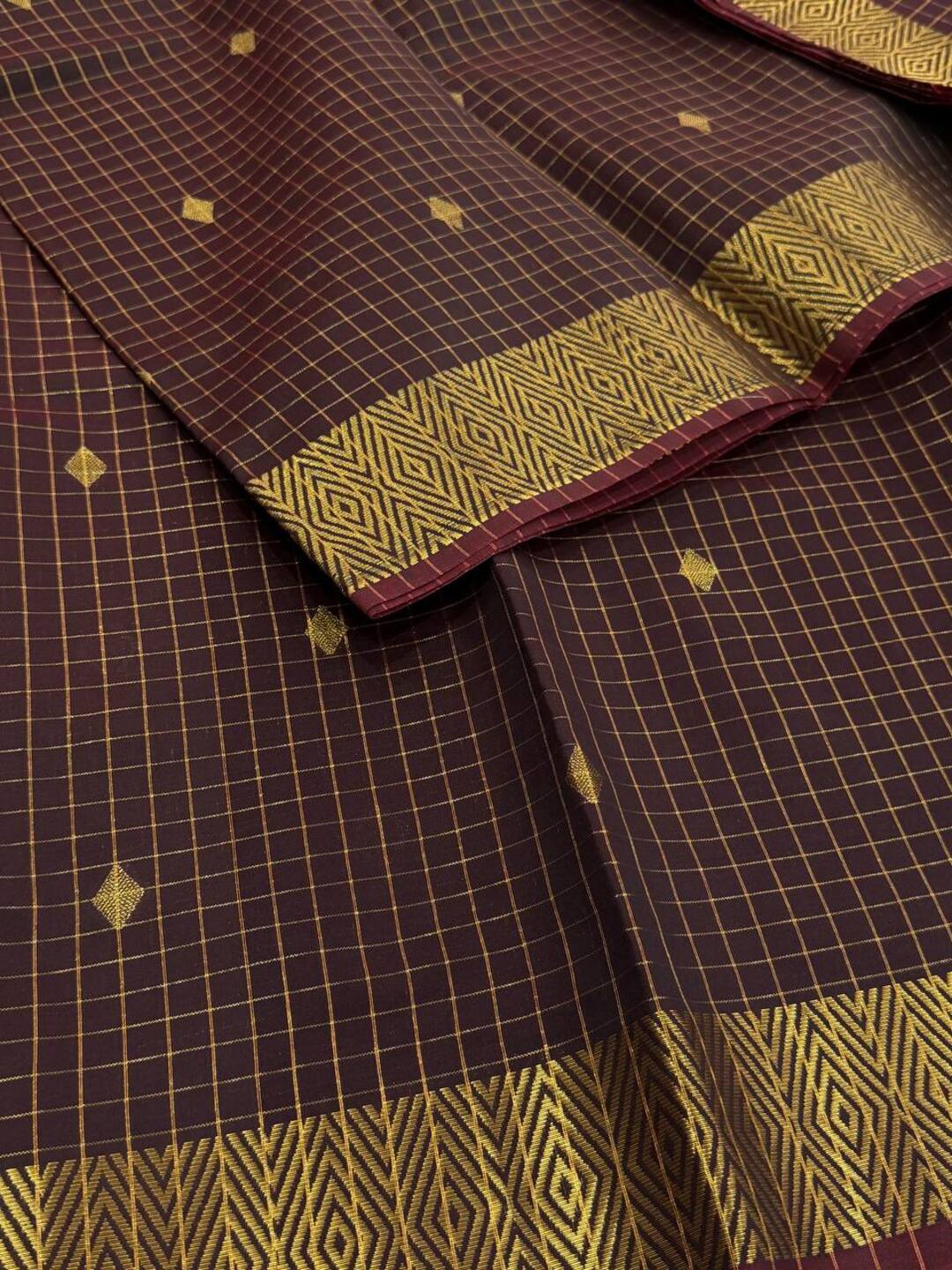 Deep Maroon Checked Cotton Silk Saree