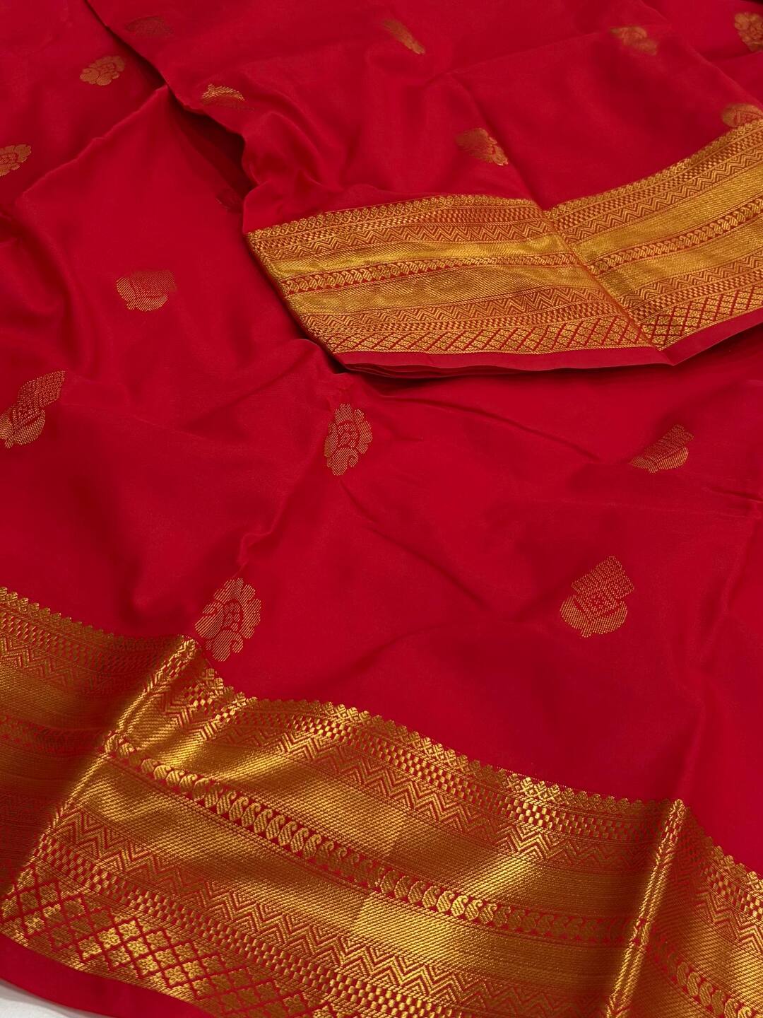 Chili Red Cotton Silk Saree
