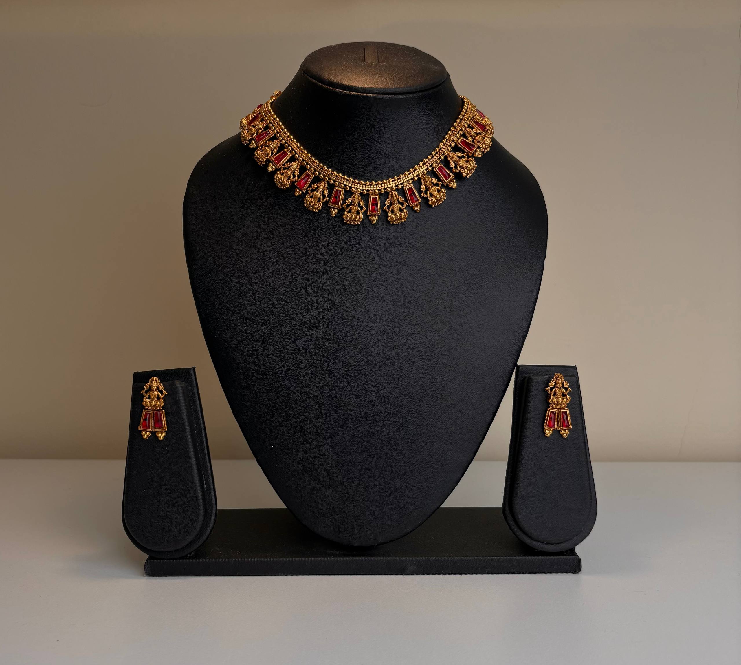 Necklace with Earrings Antique Jewelry