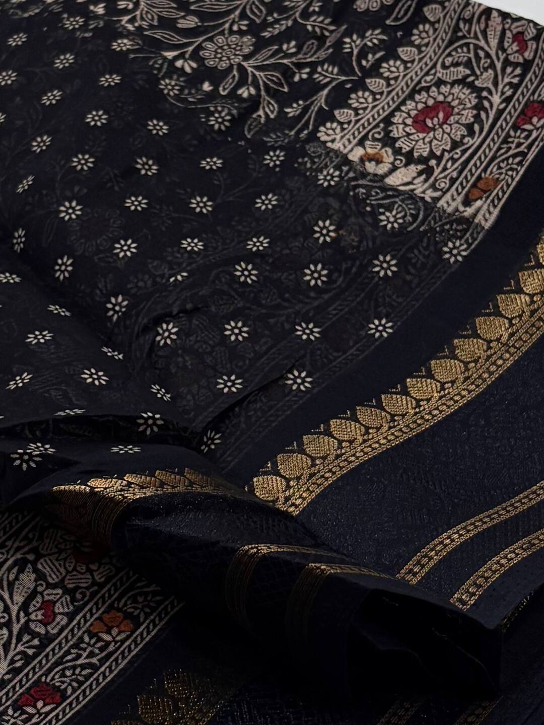 Black Printed Floral Chiffon Saree