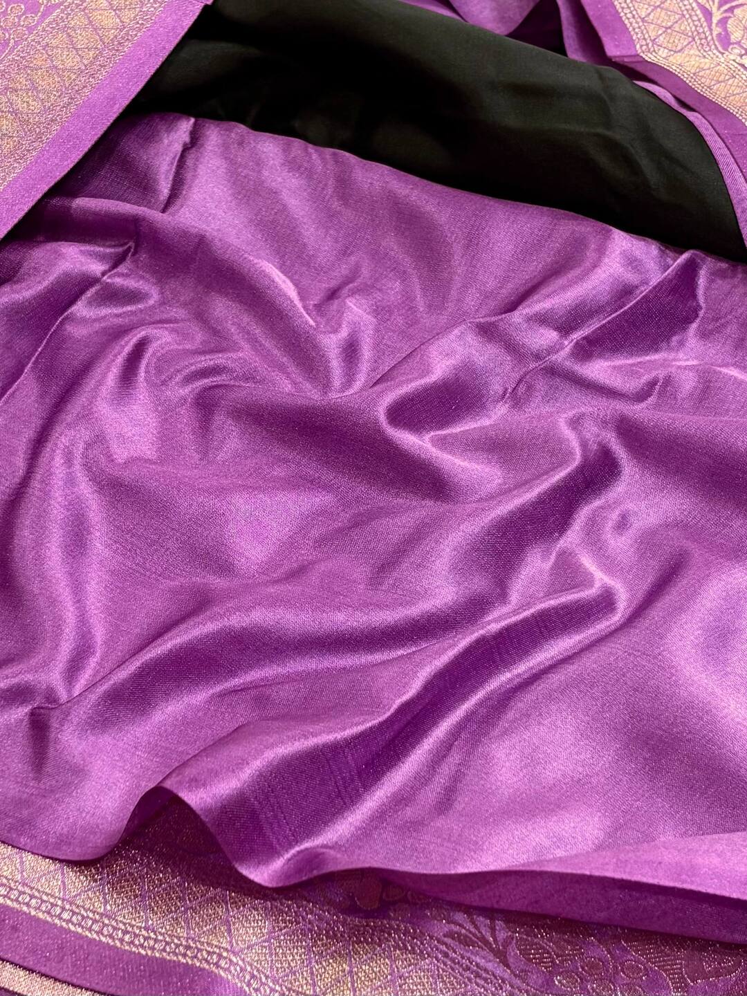 Emerald Green Banaras Satin Silk Saree