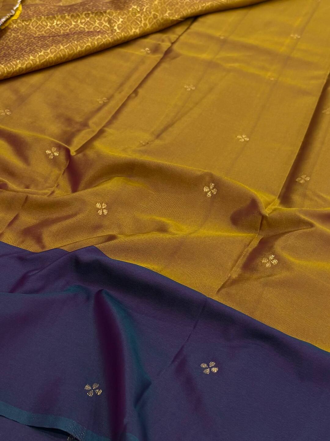 Dual Tone Beige Checked Cotton Silk Saree