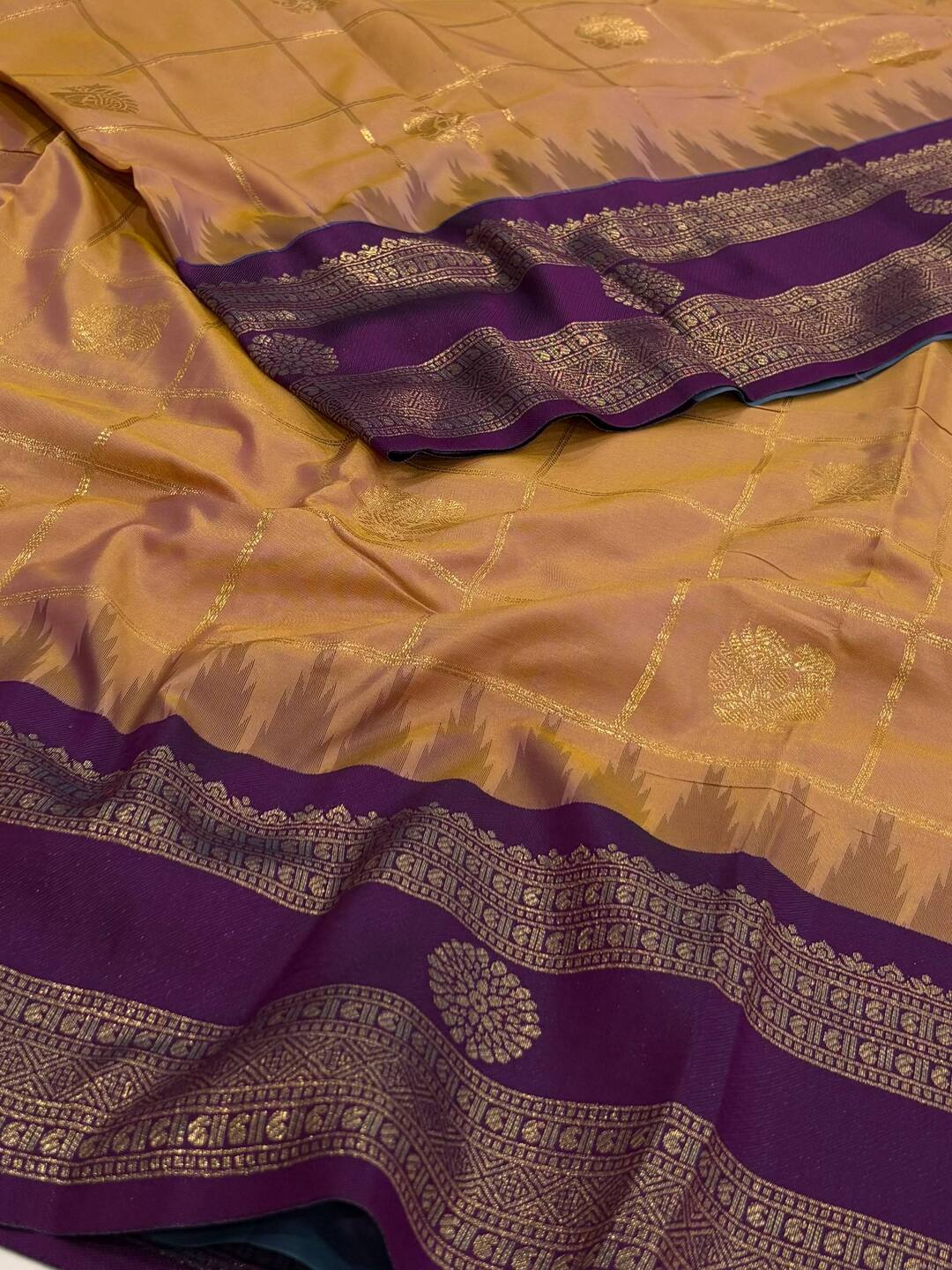 Dual Tone Beige Checked Cotton Silk Saree