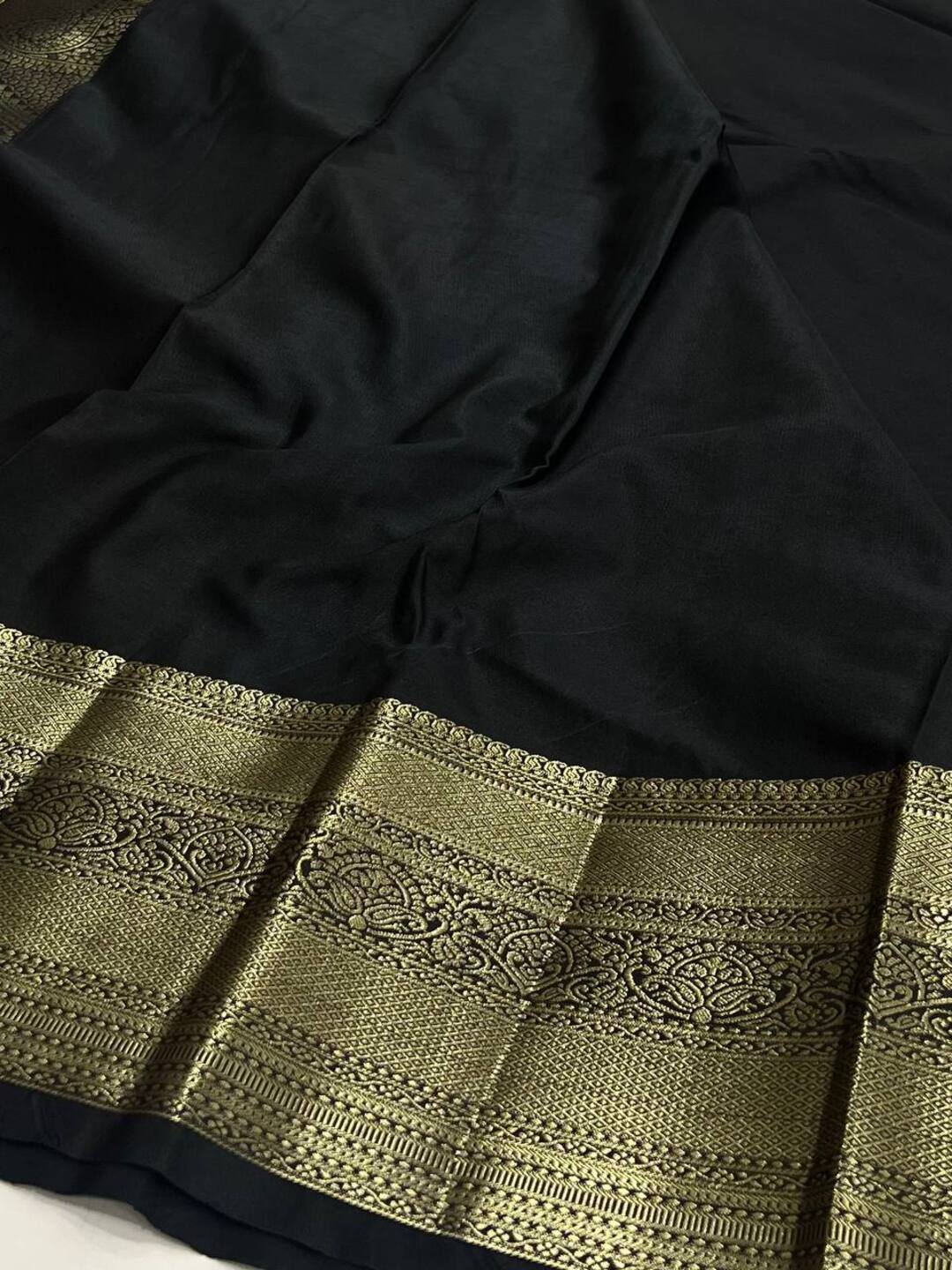 Black Semi Kanchi Silk Saree