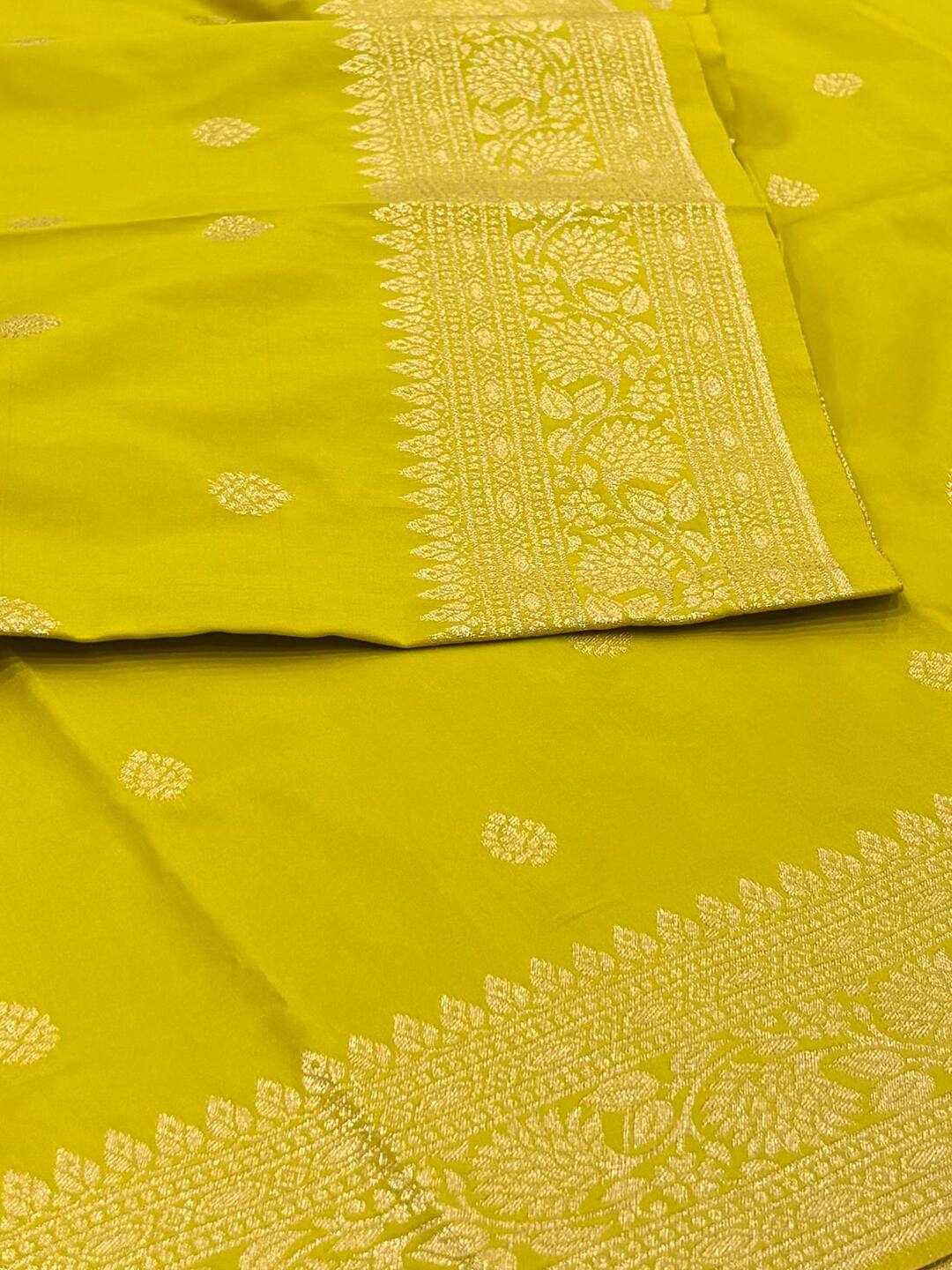 Apple Green Cotton Silk Saree