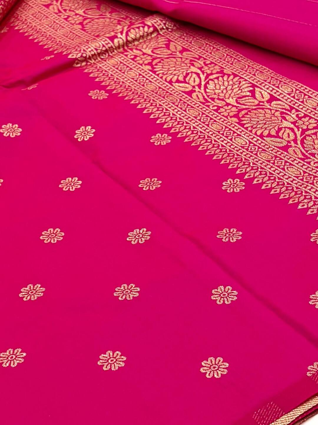 Hot Pink Cotton Silk Saree