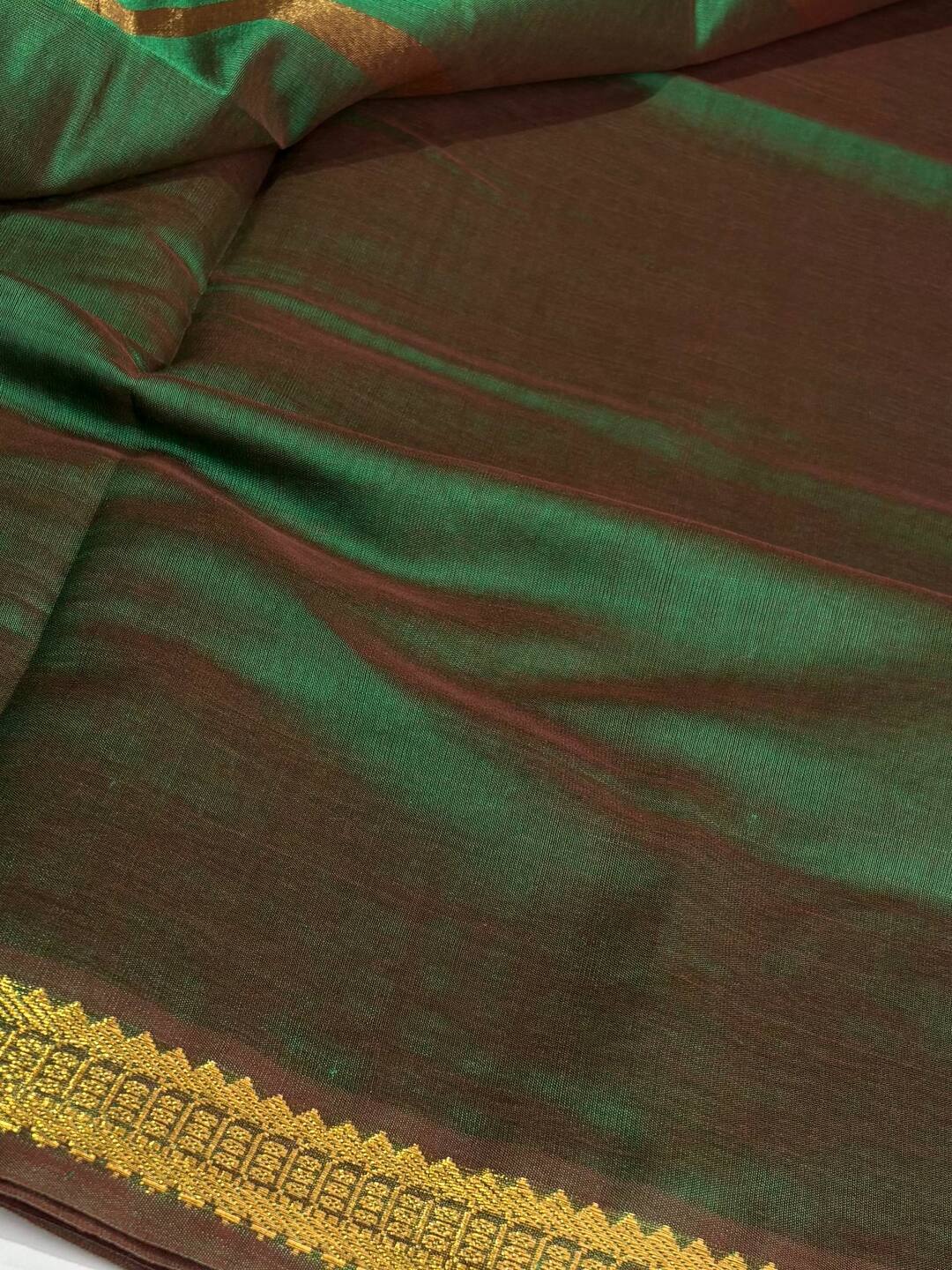 Dual Tone Green Cotton Silk Saree
