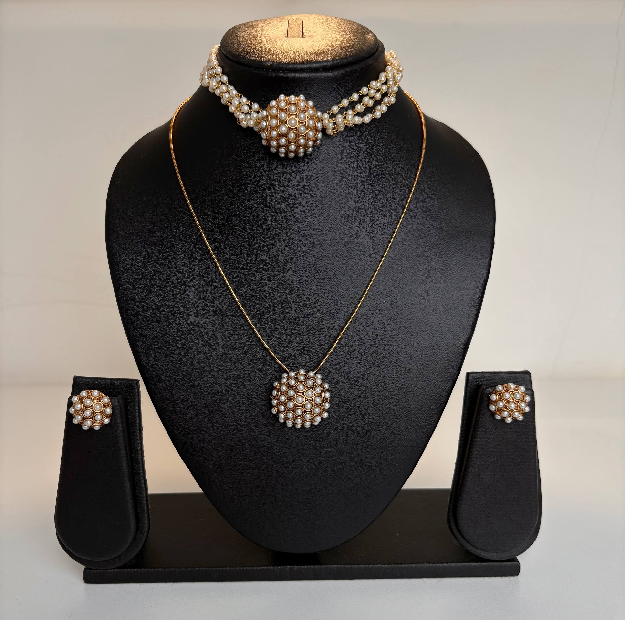 Necklace with Earrings Antique Jewellery