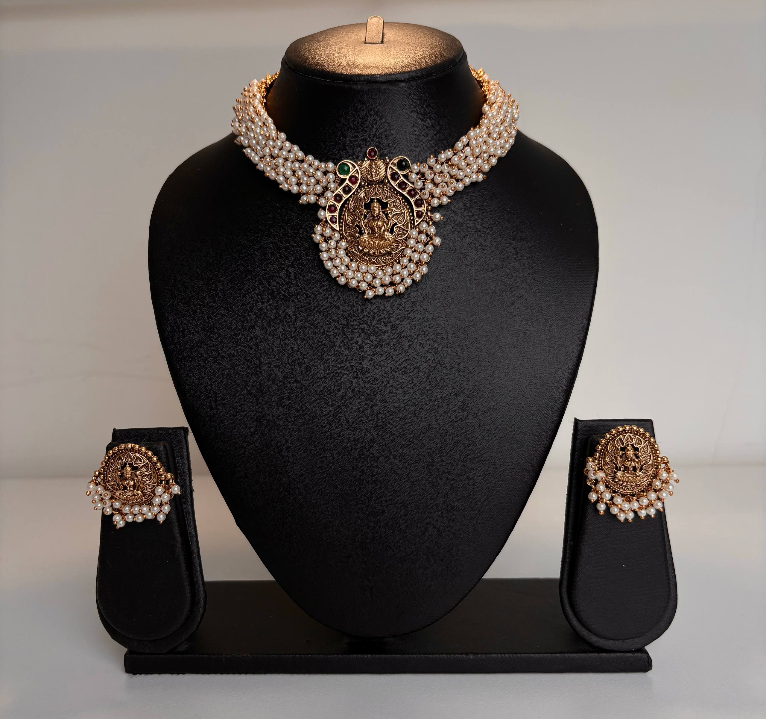 Necklace with Earrings Antique Jewellery