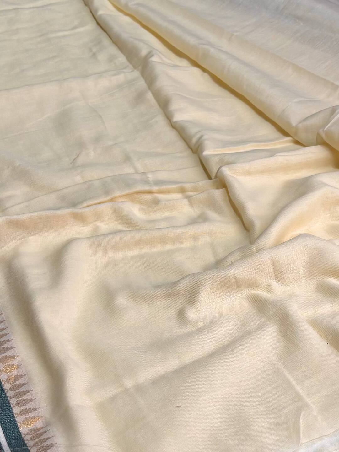 Off White Kadhi Cotton Saree