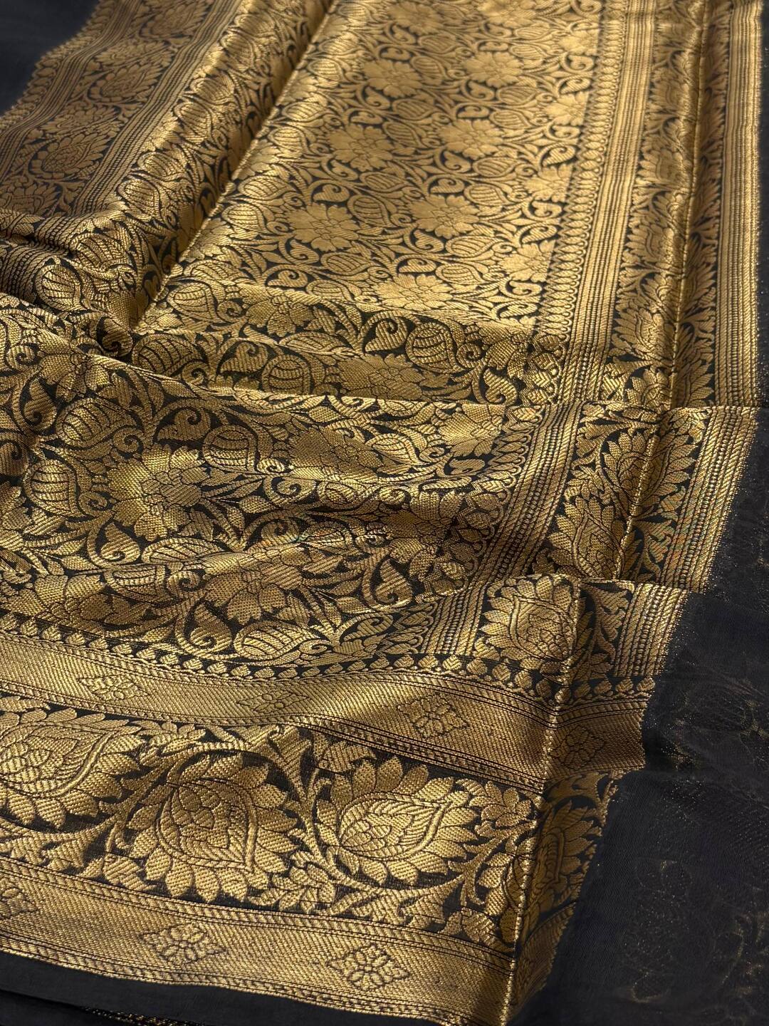 Black Gold Zari Soft Cotton Saree