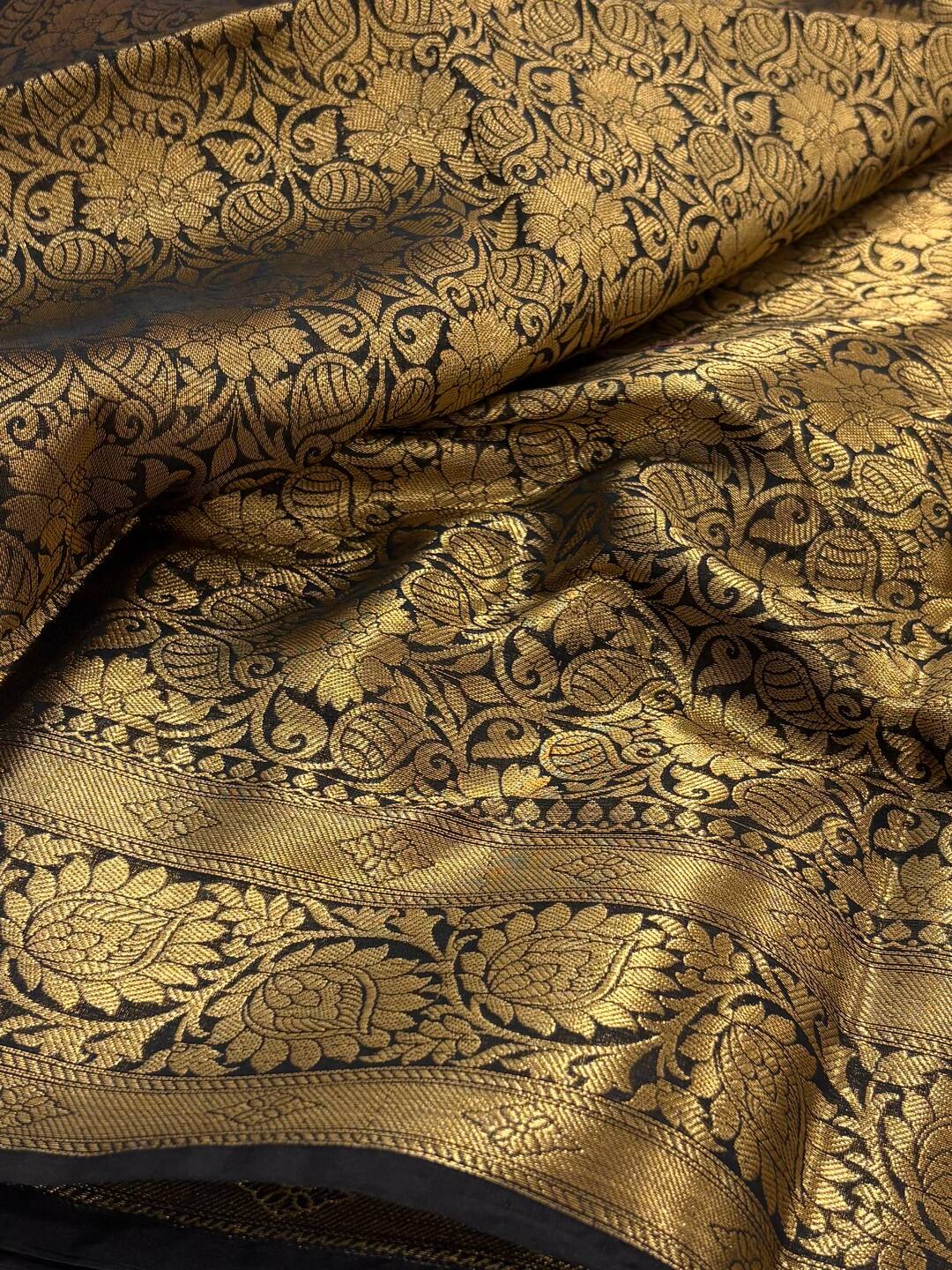 Black Gold Zari Soft Cotton Saree
