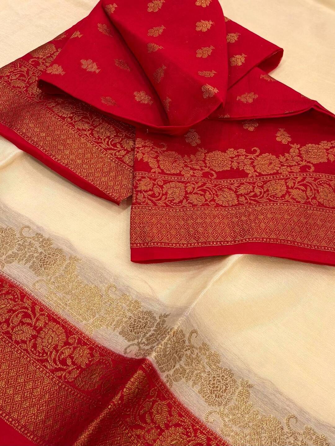 Off White With Chili Red Banaras Cotton Silk Saree